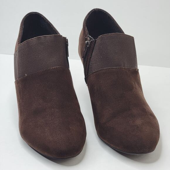 London Fog Boots Women 8M Brown Suede Ankle Zip Booties 2" Heel Dressy Casual - Picture 2 of 13